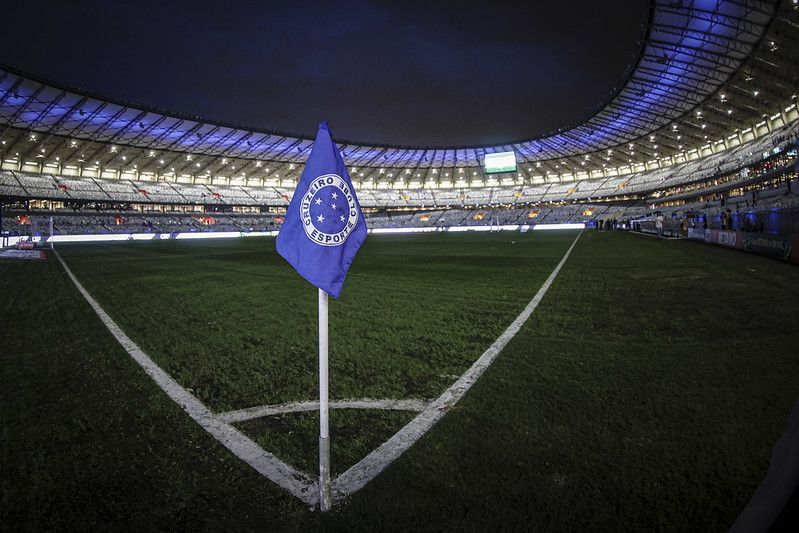 Cruzeiro envia ofício à CBF para mudar data de jogo contra o Flamengo