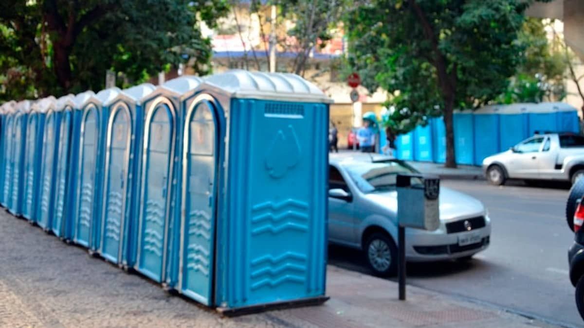 Carnaval: saiba como usar o banheiro químico com segurança