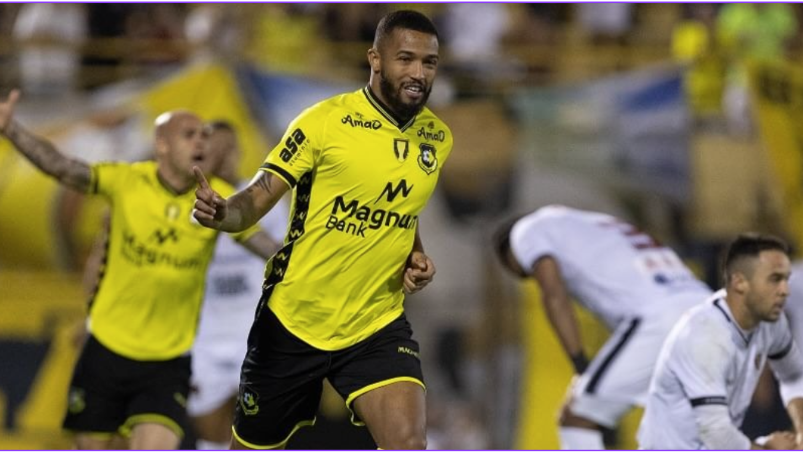 São Bernardo-SP bate Botafogo-PB e segue vivo no quadrangular de acesso da Série C
