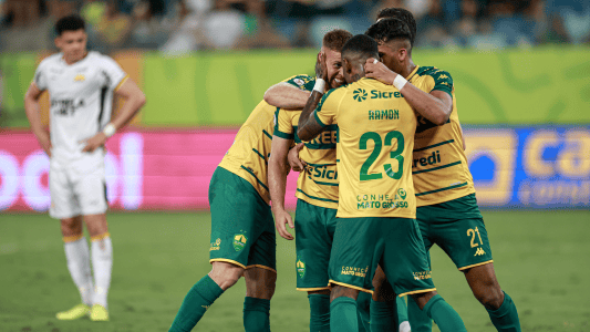 Equipe da casa saiu atrás no placar, mas conseguiu a virada e por fim a sequência negativa