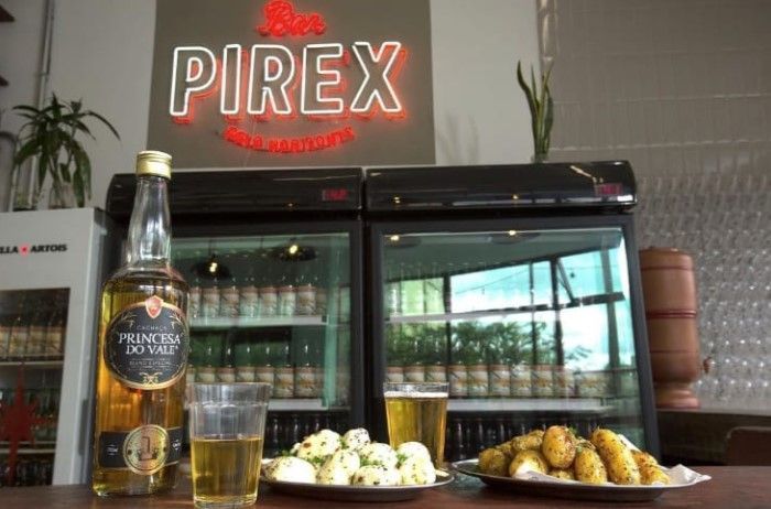 Bar do Centro de BH denuncia golpe do 'vale-chopp'; entenda
