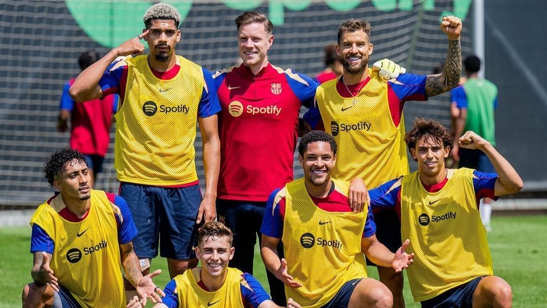 Ex-melhor do mundo, brasileiro critica atacante do Barcelona