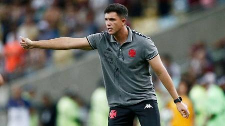 Barbieri mostra confiança em crescimento do Vasco