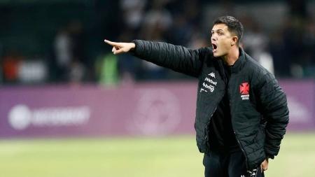 Barbieri vai comandar o Vasco no domingo na beira do campo