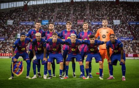 Time do Barcelona para vitória por 3 a 1 sobre o Vissel Kobe em 27 de julho de 2025