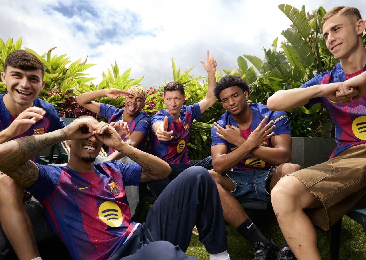 Barcelona lança nova camisa para temporada 2025/2026; veja fotos