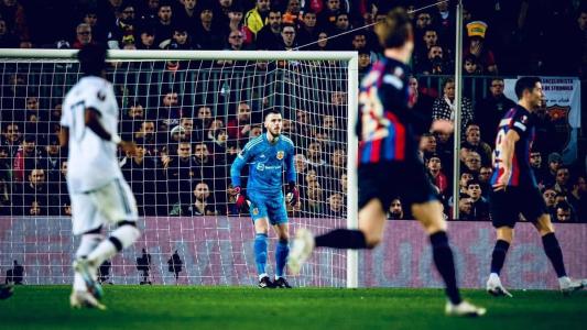 Barcelona e Manchester United empataram em 2 a 2 no jogo de ida no Camp Nou