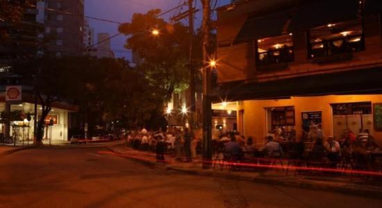 Bares de Belo Horizonte à noite