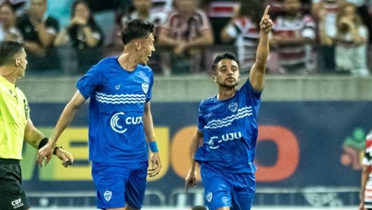 Jogadores do Barra comemoram gol sobre o Santa Cruz, pela Série D