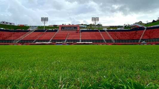 Barradão recebe o jogo entre Vitória e CRB nesta quarta-feira (24)