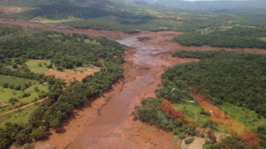 Barragem da Vale se rompeu em Brumadinho em 25 de janeiro de 2019