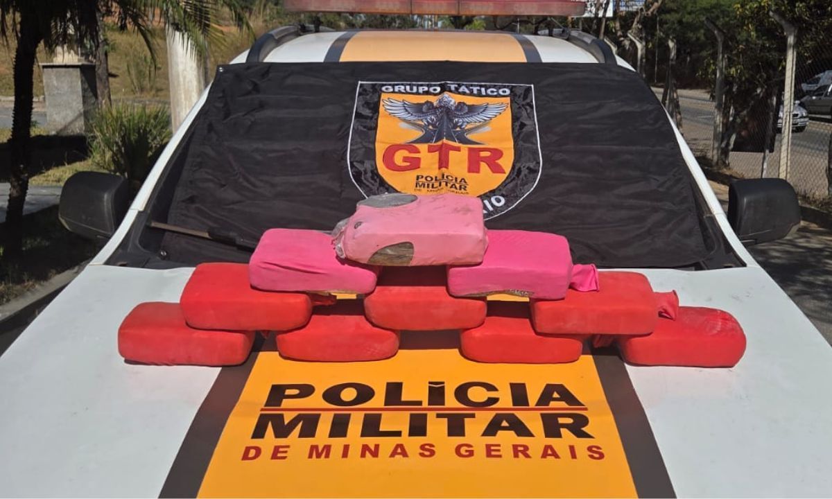 Polícia Militar Rodoviária apreende 10 barras de droga no Campo das Vertentes