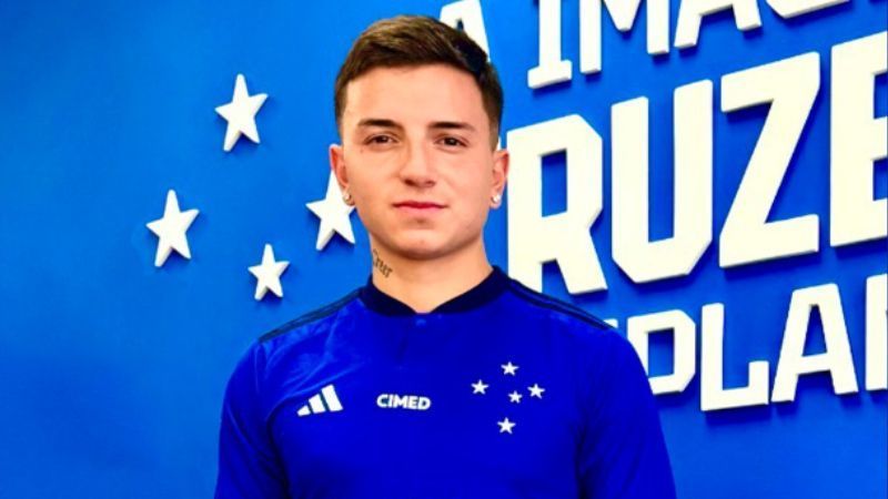 Cruzeiro anuncia a contratação de atacante argentino Álvaro Barreal