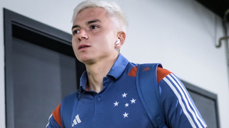 Após fim do empréstimo, Barreal se despede do Cruzeiro e manda recado à torcida