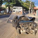 ‘Dei outra golada para desestressar’, diz motorista após bater carro na Via do Minério, em BH
