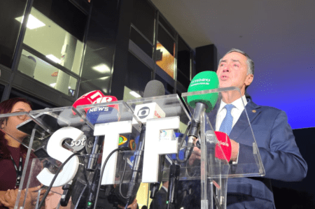 Barroso em coletiva no STF nesta quinta-feira (9)