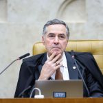 Barroso deixa STF de ‘alma leve’ e mais de 900 processos para o sucessor