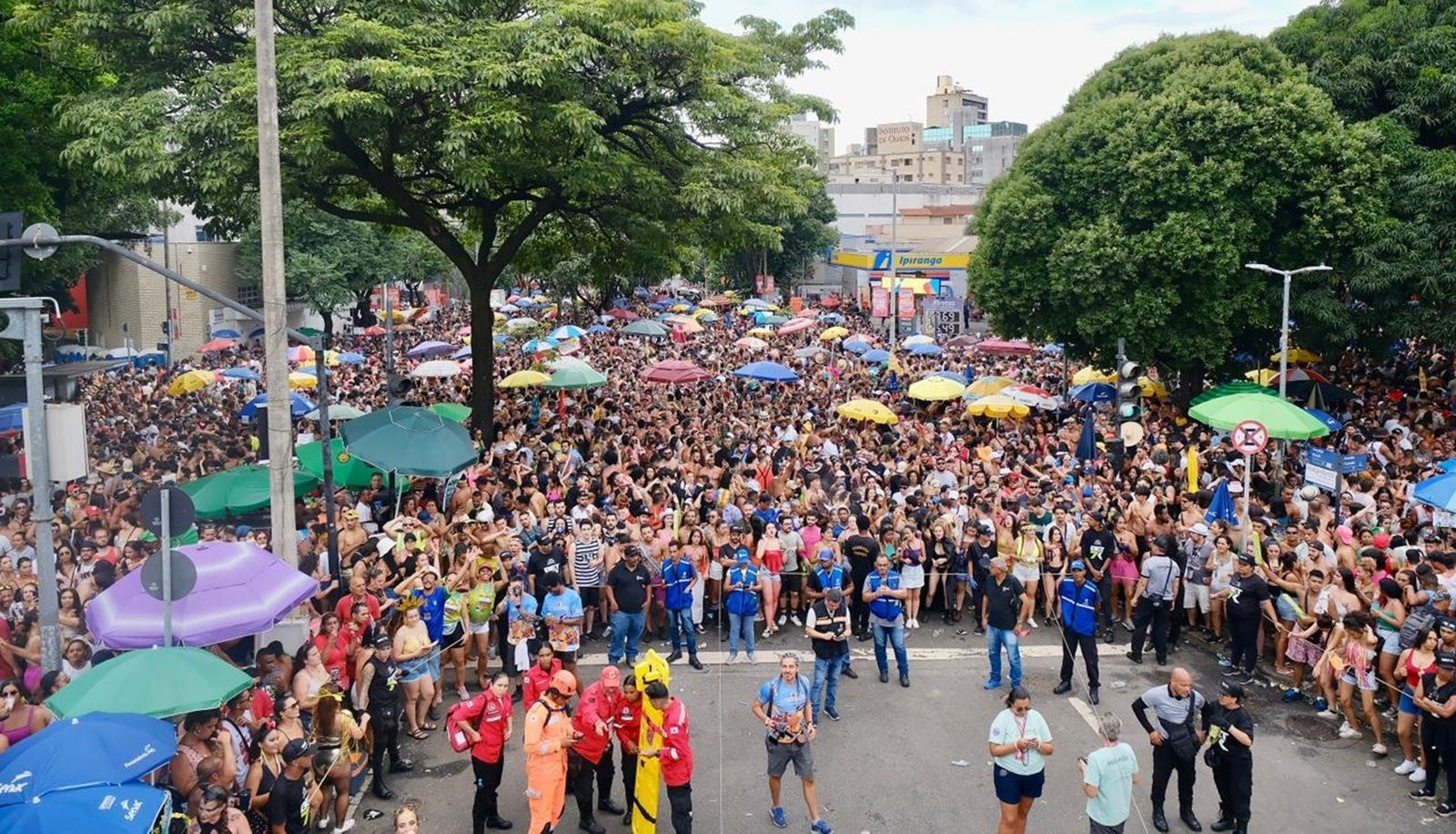 Carnaval BH 2025: motoristas do transporte coletivo de BH passam por treinamento para a folia