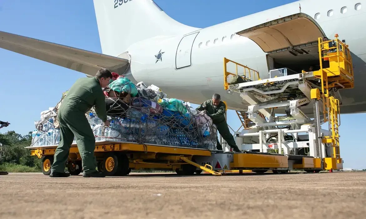 Anac autoriza operação comercial na Base Aérea de Canoas, e previsão é de 35 voos por semana