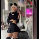 Fã viaja mais de 1000 Km e ateia fogo em Jaguar de influencer americana