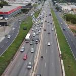 Vídeo: batida entre dois carros deixa trânsito lento no Anel Rodoviário de BH