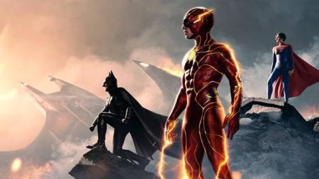 Batman e Supergirl aparecem ao lado do super-herói Flash em novo pôster