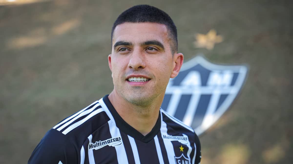 Battaglia fala de adaptação ao Atlético e diferencia La Liga do Brasileirão
