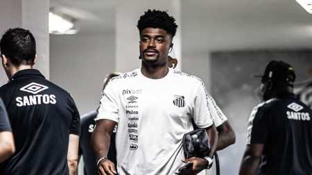 Bauermann é um dos jogadores denunciados pelo MP-GO