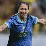 Atacante do Cruzeiro dá drible desconcertante em jogo da Seleção; assista