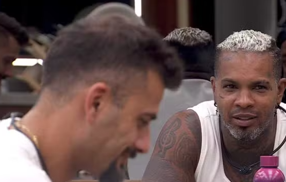 BBB 24: Rodriguinho dá bronca em Nizam por comportamento em show de Tati Quebra Barraco