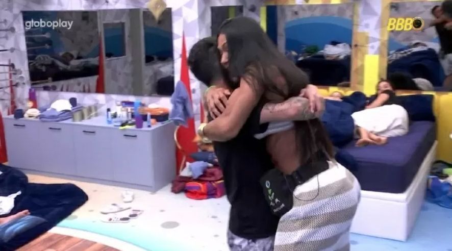BBB 25: Quem se mexeu durante a dinâmica ‘congelados’ e volta de Gracyanne?