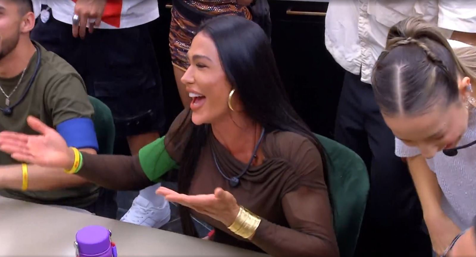 BBB 25: Gracyanne Barbosa canta 'Derê' de Belo, e cantor reage à atitude da ex-esposa