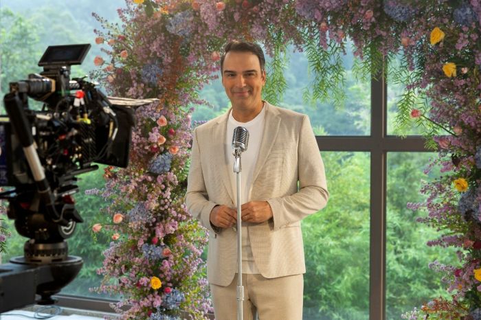 Tadeu Schmidt comanda o BBB 25