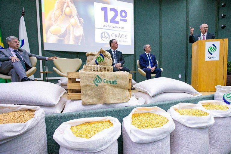 Nova Indústria Brasil direciona R$ 110 bilhões à agroindústria, segundo MDIC