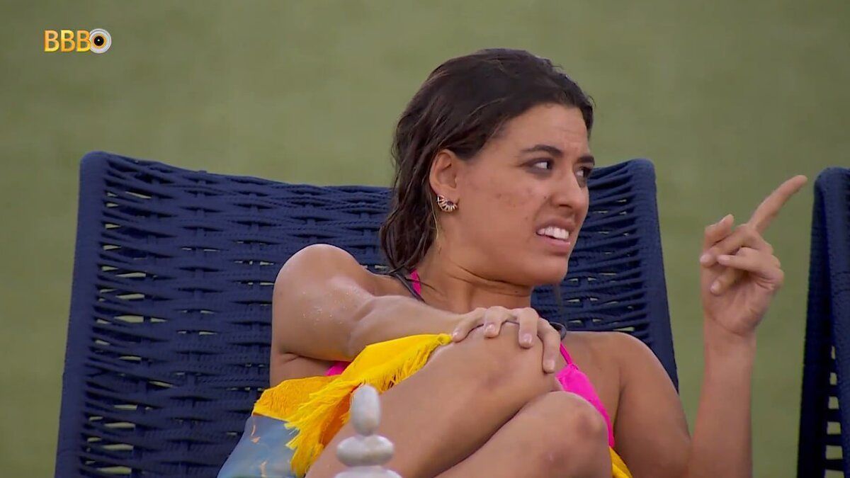 Beatriz promete tomar atitude contra Davi caso seja eliminada do BBB 24