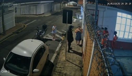 Vídeo: bebê engasga com remédio e é salvo por bombeiros em Andradas (MG)