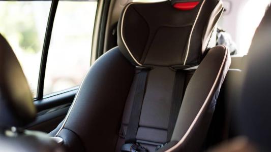 Bebê ficou quatro horas preso em carro