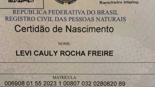 Bebê ganhou o nome do meio-campista do Bahia