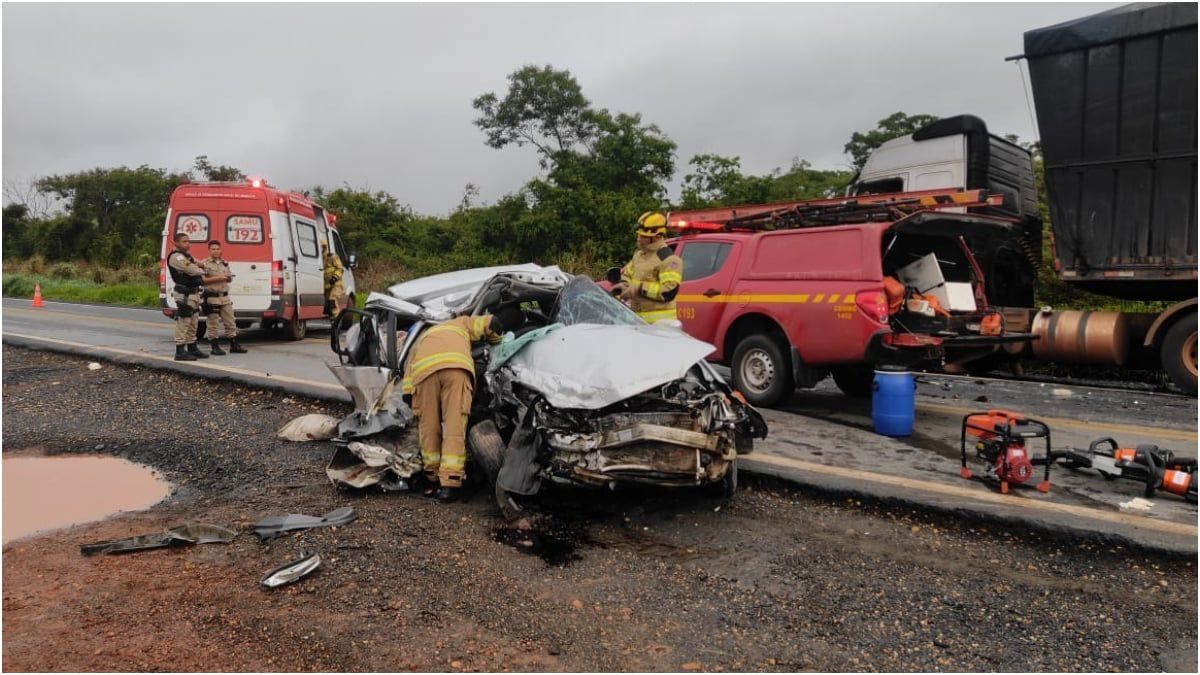 Bebê morre e três ficam feridos em acidente no Norte de Minas