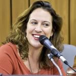 Bella Gonçalves defende maior orçamento para vilas e favelas e fim dos contratos com ônibus