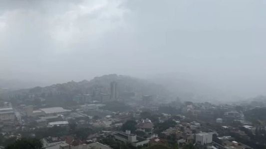 Belo Horizonte amanhece com nevoeiro e com frio de 10°C