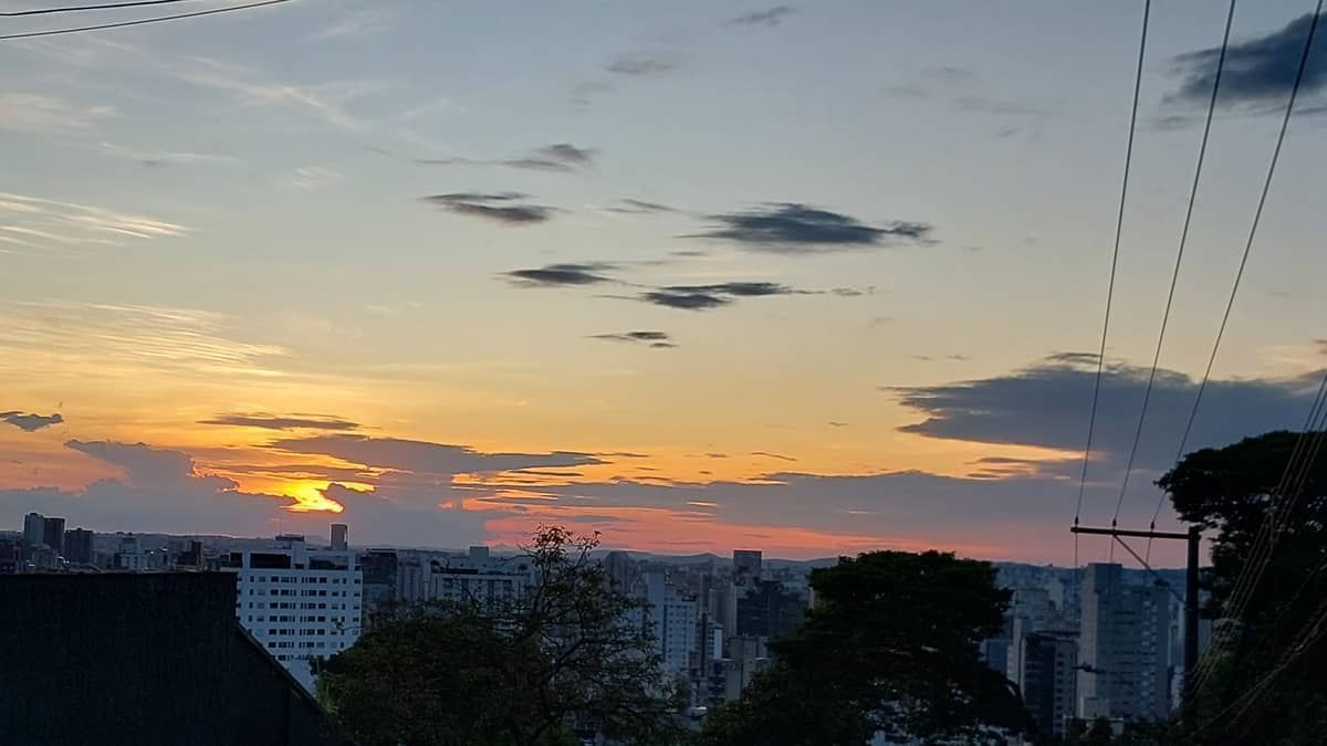 Inmet alerta para baixa umidade do ar em Belo Horizonte e mais 373 cidades de Minas; veja a lista
