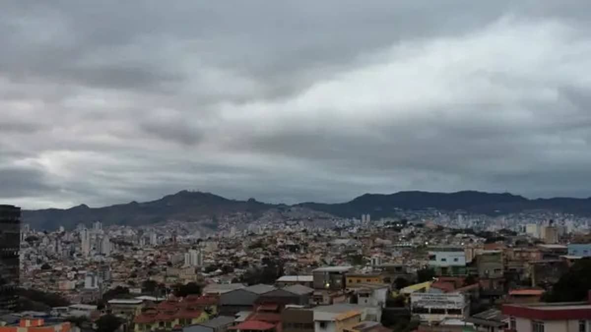 Previsão do tempo: sábado terá céu nublado, possibilidade de chuva e temperatura alta em BH