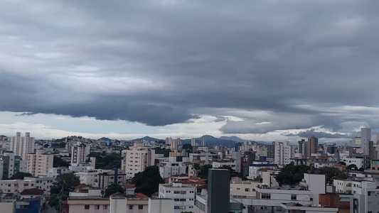 Belo Horizonte está na lista de chuva forte divulgada pelo Inmet