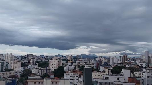 Belo Horizonte está na lista de chuva forte divulgada pelo Inmet