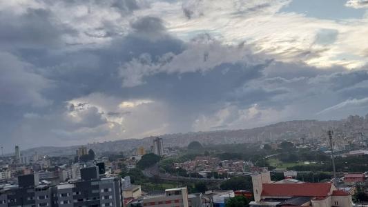Belo Horizonte está na lista de alerta para chuva forte do Inmet