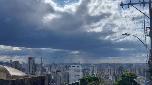 Belo Horizonte está na lista para alerta de chuva do Inmet
