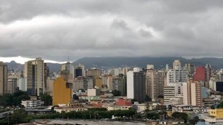 Belo Horizonte está sob alerta de chuva forte para as próximas horas