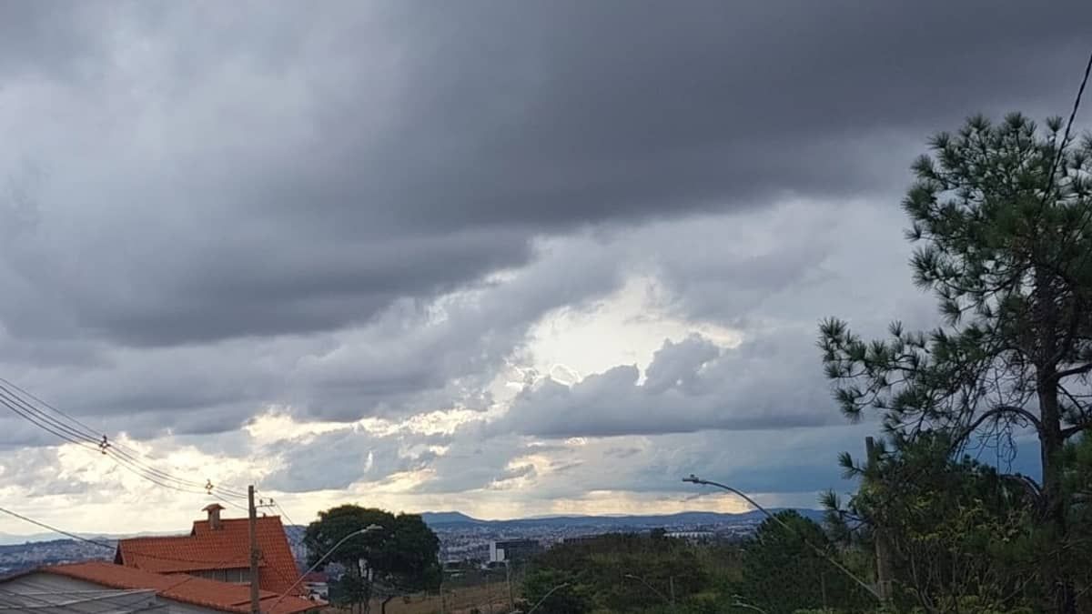 Previsão do tempo: chuva forte pode atingir mais de 80 cidades de Minas