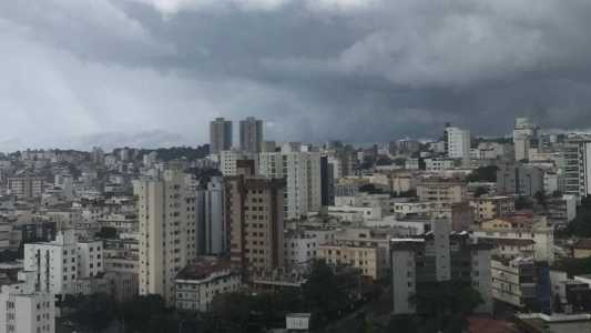 Belo Horizonte poderá ter pancadas de chuva e trovoadas isoladas